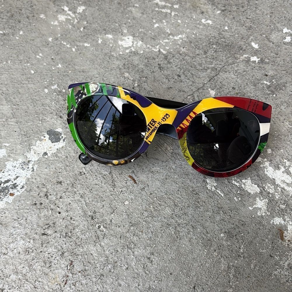 Versace Vogue tribute sunglasses - Picture 2 of 8